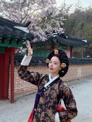 Kang Hanna Instagram - 강목주💋

#폭군의셰프 #BonAppetitYourMajesty