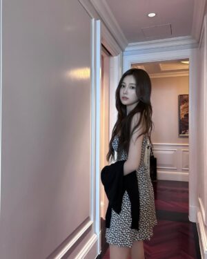 Kang Hye-won Instagram - 