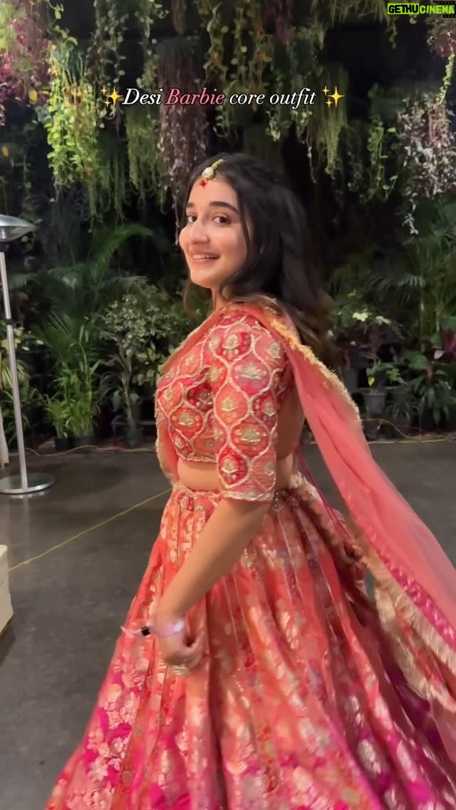 Kangan Khandelwal - 92.9K Likes - Can’t stop twirling ✨
Outfit from @jainwaysofficial 
#lifeofk #wedding #lehnga #love