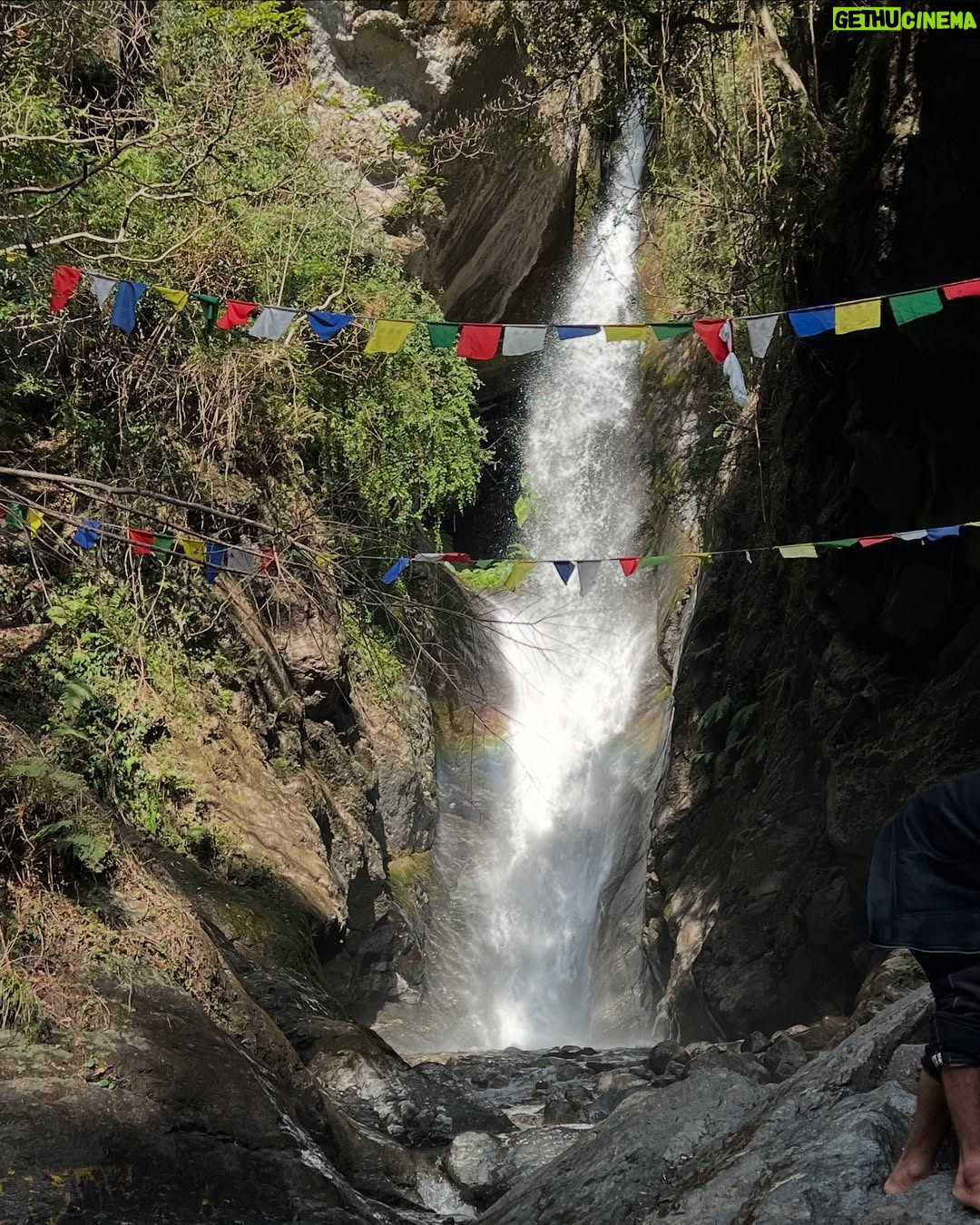 Kangan Khandelwal - 96.5K Likes - This was one of the best experiences. We went hiking & it was not easy but we did it 🩵
#lifeofk #hiking #experience #birbilling⛰️ #travel #bhagsuwaterfall