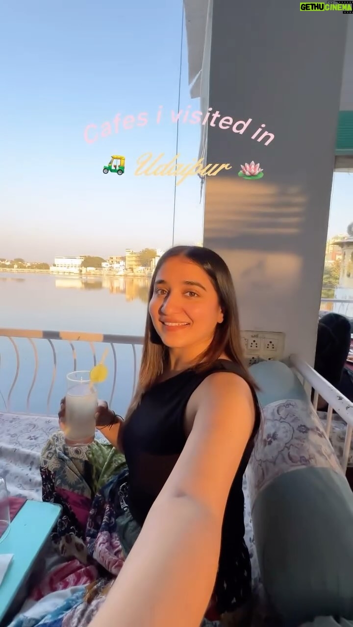 Kangan Khandelwal - 60K Likes - Udaipur cafes 🪷🦢🛺✨
My fav @jheeludaipur & Tapri ♥️
#udaipur #cafe #love #lifeofk #travel