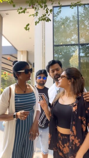 Kani Thiru Instagram - Ada marubadiyum engayoo polam pa 😅 Highlight reaction of the reel …. #Thiru 🤣🤣🤣
@kikivijay11 @dir_thiru @kanithiru10
Happy bday #Kani 🥳