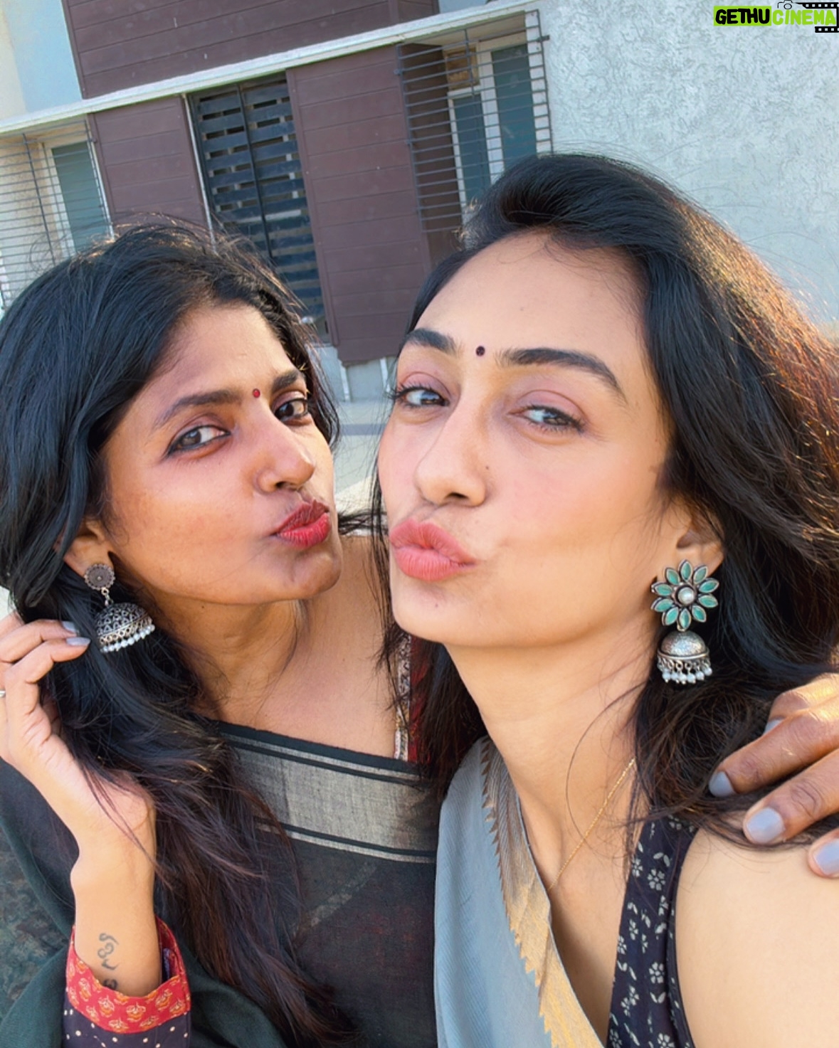 Kani Thiru - 13.4K Likes - My constants 👭🧍‍♀️🧿🧿!!