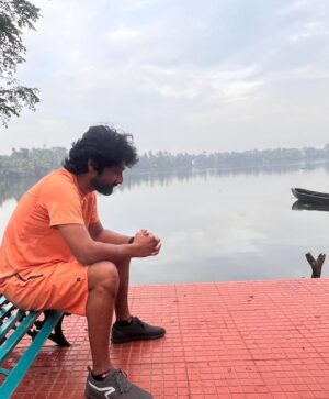 Kani Thiru Instagram - Love u da bava😘😘avloooooooo love u💖
With all the love I hold in my heart for u wishing u a life filled with beauty, joy, and everything ur soul ever dreamt of💝💝
U deserve so much more than everything u’ve already achieved✨✨ can’t wait to see it all unfold, with my hand in yours💕💞
💫 Happy happy Birthday da bava 🥳
Stay blessed 😘🫶🏼💫