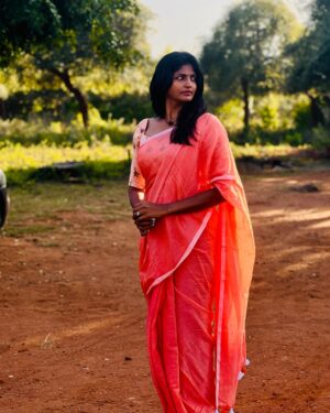Kani Thiru Instagram - 🫶🏼✨🎀🌱🪷
Saree @mattramai @kirthikapremkumar 🤍
Blouse @vivarnaa_design_studio @typical_cancerian1 🤍
#solitude #naturephotography #naturelover
#saree #sareelove #feelinggood #mylife#newyear
#newpost