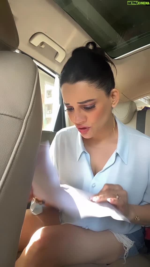 Kanika Maheshwari - 2.1K Likes - Yeh Bijli keh bill kahani .. jhooti nahi .. aap biti kahani hai .. yeh asooo jhoothey nahi .. marawari keh pocket ki kahani hai … ..
.
#funnyvideos
