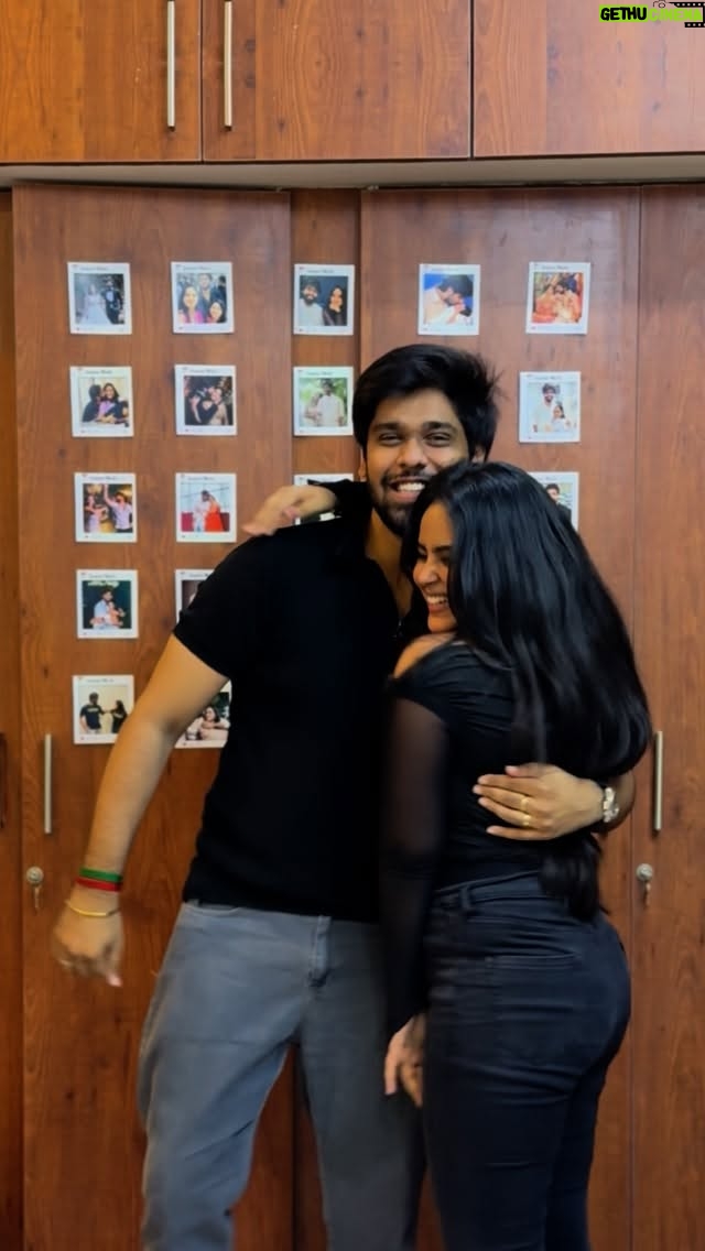 Kanmani Manoharan - 92.3K Likes - Unnoda konjam neram 😍♥️✨ @aswath_official 🫶🏼
@aswathinkanmani ✨

#VizhiVeekura 😍 @thinkmusicofficial 

@abhyankkar @saanve.megghana