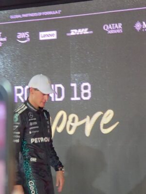 Kanyawee Songmuang Instagram - In a moment I'll remember forever! 🏁🥹💥 #LightTheBay 
@adidas 
@adidasThailand
@adidasMotorsport