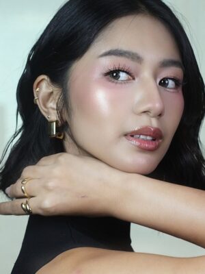 Kaori Oinuma Instagram - ⭐ 𝙆𝙖𝙤𝙧𝙞 𝙊𝙞𝙣𝙪𝙢𝙖 ⭐
Reunited with this beautiful lady. Second time on my makeup chair @kaori_oinuma for "𝙍𝙤𝙢𝙖𝙣𝙘𝙚 𝙍𝙚𝙗𝙤𝙤𝙩" of @iwantofficial Movie Screening. 🎥
Styling: @carlieheartsyou of @mesmyrrhized
Hairstyling: @sorab.siao
Makeup Artist: yours truly @guillyvalenzuela
Assisted by @njguevara of #SignaturebyGuillano
- special thanks mars @vaughnic labyah 🩵
#KaoriOinuma #Kaori #Celebritymakeupartist #celebritymakeup #makeup #makeupartist #makeupartistphilippines #makeupartistmanila #makeupartistmnl #makeupartistph #mua #muamanila #muaph #muaphilippines #hmua #hmuamanila #hmuaphilippines #hmuaph #beauty #beautymakeup #SignaturebyGuillano