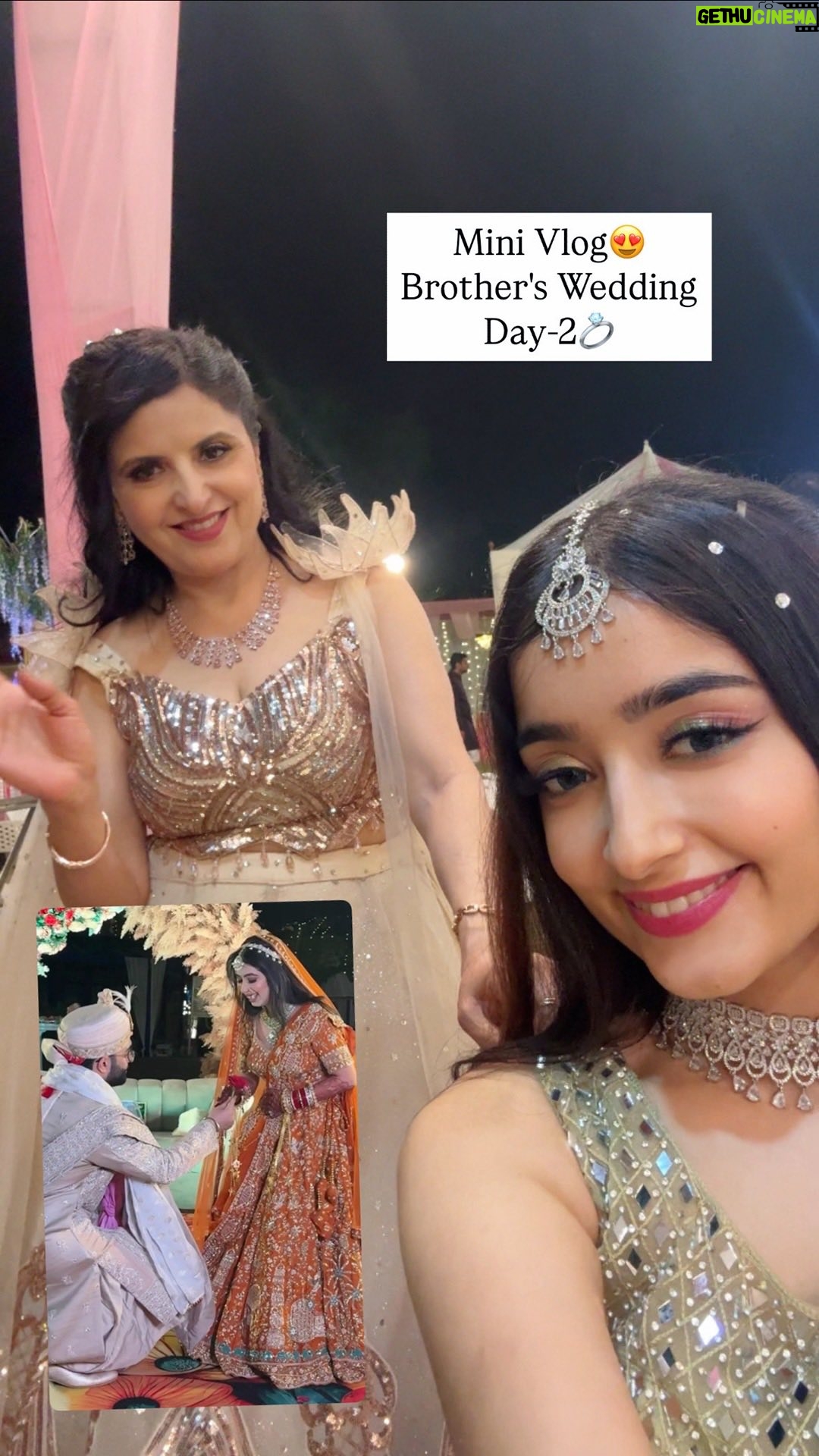 Kareena Tekwani - 4.6K Likes - Day 2 of My Cousin’s Grand Wedding!!💃🤌🏻💍
Mini Vlog (Ep-5) at Khajuraho✈️

Here’s a part-2 of LITERALLY everything that happened at my brother’s wedding, The YT Vlog is still in the editing process and will take a longer time to post, meanwhile enjoy this mini version of crazy bits and highlights of the wedding!

Don’t forget to show your love for more such mini vlogs✅😍

(Mini Vlog, Khajuraho, Grand Wedding, Indian Weddings, Baarat, Phere Ceremony,Wedding Vlog, Joint Family Fun)

#minivlog #weddingvlog #shaadiseason #shaadisaga #weddinginspiration #phereceremony #vlog #shaadivlog #indianwedding #weddingmakeup #khajurahowedding