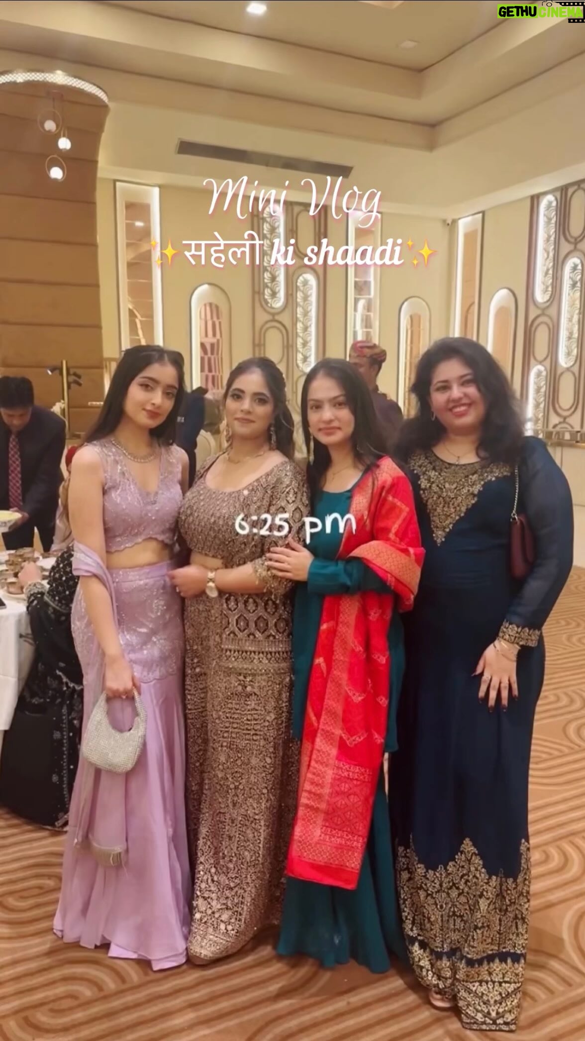 Kareena Tekwani - 3K Likes - Day 1 of my ✨सखी ki shaadi✨
.
.
.
.
.
( Raw Vlog, Wedding Function, Mini Vlog, Pilates, Shaadi ka khaana, Bestie’s Wedding, Bridesmaids, GRWM, Friends, Girl Math, Raw Wedding Vlog )