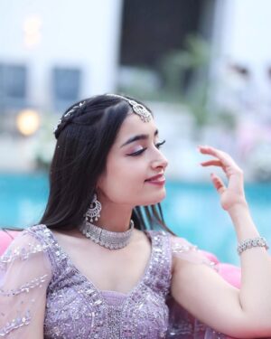 Kareena Tekwani Instagram - Pov : When the cameraman falls in love with you 💜
P.S. - Some candids that I found super cute from sissy’s wedding🙈