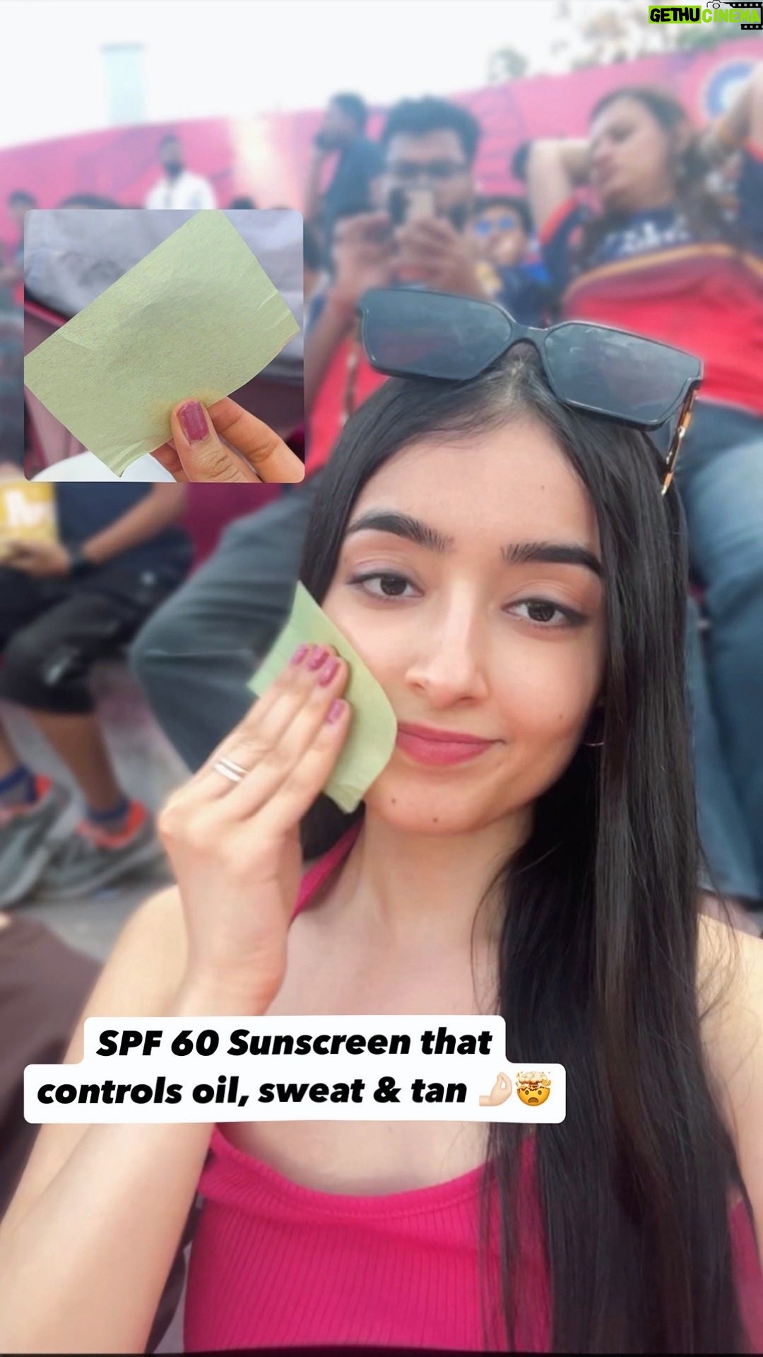 Kareena Tekwani - 9.2K Likes - Mini Vlog of my first cricket match in the stadium 🏏

(Guys, this went OUT OF STOCK again! Only available on discoverpilgrim.com currently)

I’m sure y’all know how it’s superrrr hot & humid & despite that, my skin didn’t look or feel sweaty, oily & greasy throughout the match!

That’s cause i used this Brightening Ultra Light Gel sunscreen from @discover.pilgrim that was OUT of stock EVERYWHERE! It literally offers SPF 60 & PA     Broad Spectrum Protection & feels super lightweight & hydration on the skin!💕

Plus the fact that it’s India’s First Sunscreen with 5% Vitamin C that also helps brighten the skin & gives a dewy glow🤌🏻

Totally a 10/10! Definitely worth a try✅✨

(SPF 60 Sunscreen, Cricket Match, Mini Vlog, Non-Oily, Vitamin C sunscreen, Non-Greasy, Cricket Match)

#minivlog #cricketmatch #spf60 #blottingpapertest #nongreasy #vitamincsunscreen #sunprotection #brightskin