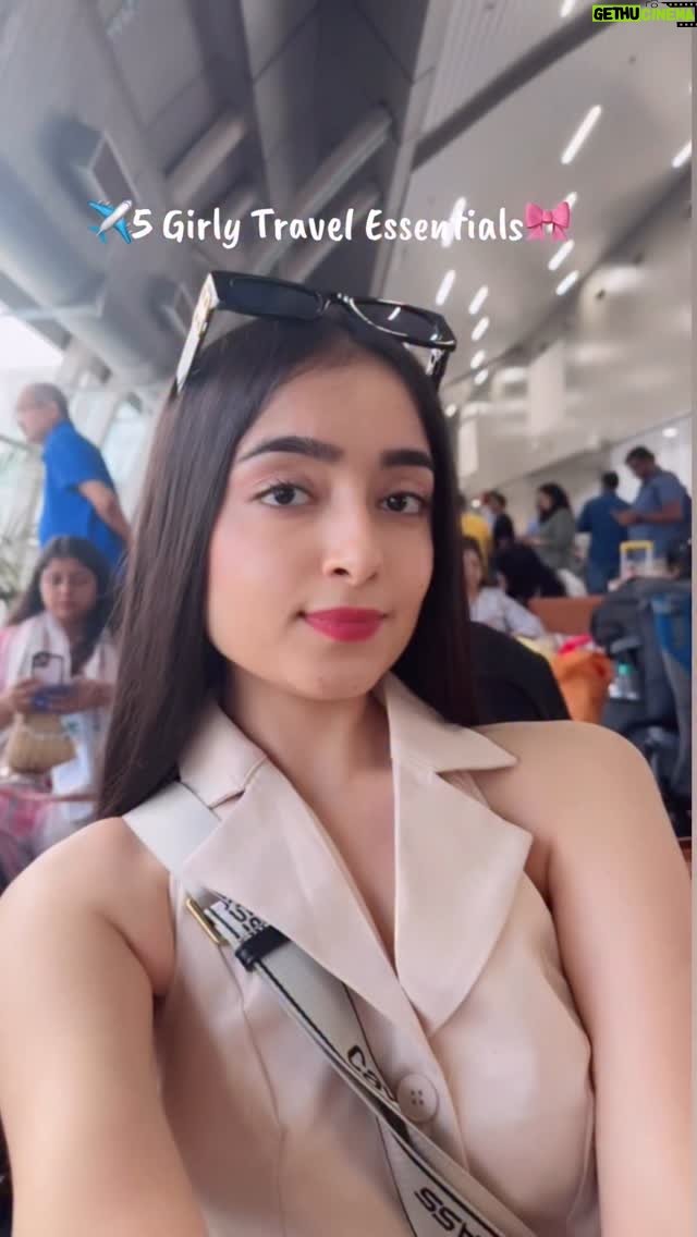 Kareena Tekwani - 7.7K Likes - Don’t leave your house without these 5 Girly Travel Essentials🎀✈️

Check broadcast channel (in bio) for the linksss✨
.
.
.
[ Women Flight Essentials, Girly Packing List, Medicube Collagen Mask, Cute Travel Accessories, Carry on Must Haves, Travel Finds ]