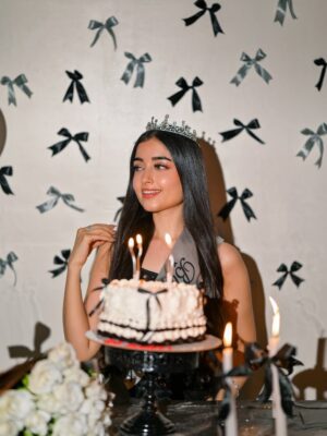 Kareena Tekwani Instagram - Quarter-life cuteness 🍰🎀
.
.
.
.
.
[ Birthday Shoot Ideas, Pinterest Birthday Inspo, Dreamy Birthday Vibes, Vintage Cake, Birthday Aesthetic, 25th Birthday, Pinteresty Decor, Shoot Poses ]