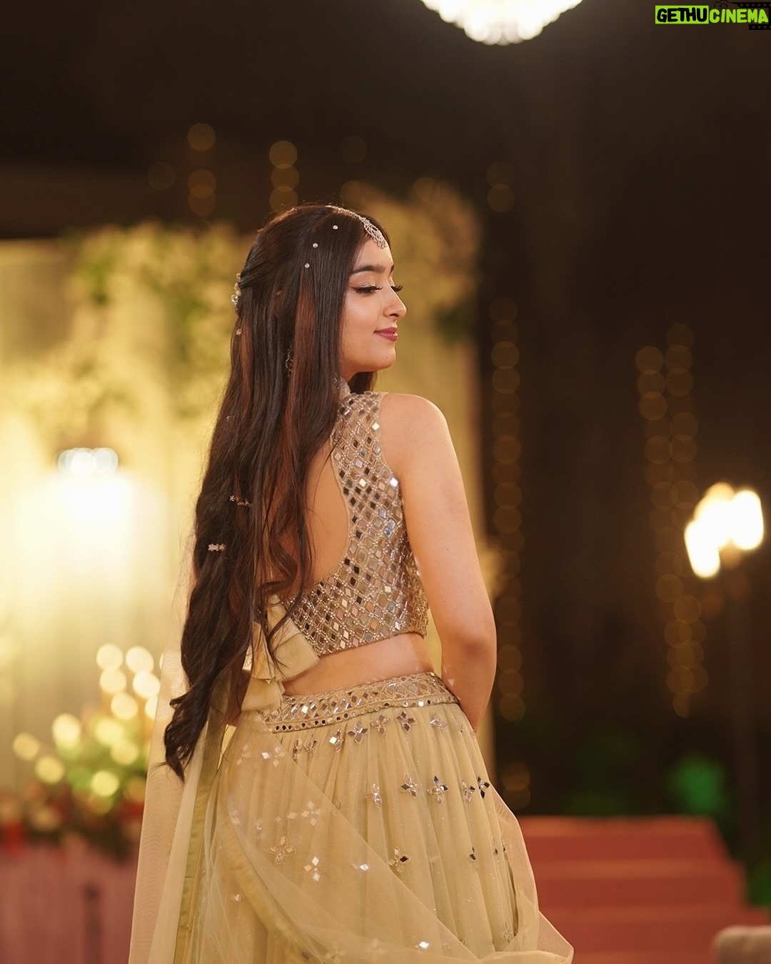Kareena Tekwani - 10.7K Likes - ✨Desi✨ vibes only.

📸: @naveenbhatiaphotography