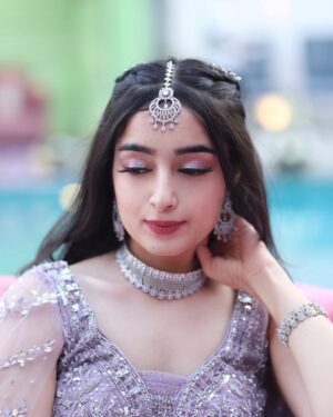 Kareena Tekwani Instagram - Pov : When the cameraman falls in love with you 💜
P.S. - Some candids that I found super cute from sissy’s wedding🙈