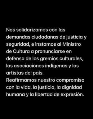 Karina Jordán Instagram - Te amo PERÚ y por eso te defiendo ❤️🩹🇵🇪