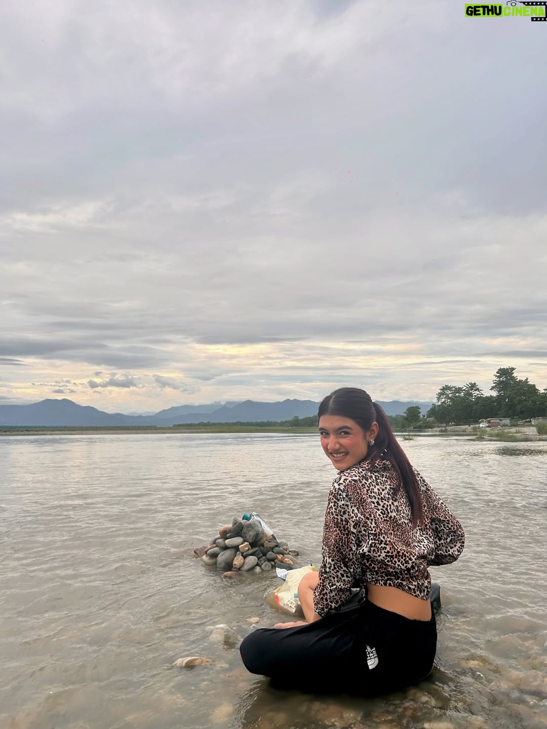 Karishmita Dass - 12K Likes - 🫵🏻

#explore #fyp #nationalpark #explorepage✨ #explorar #nature #trendy #assam
