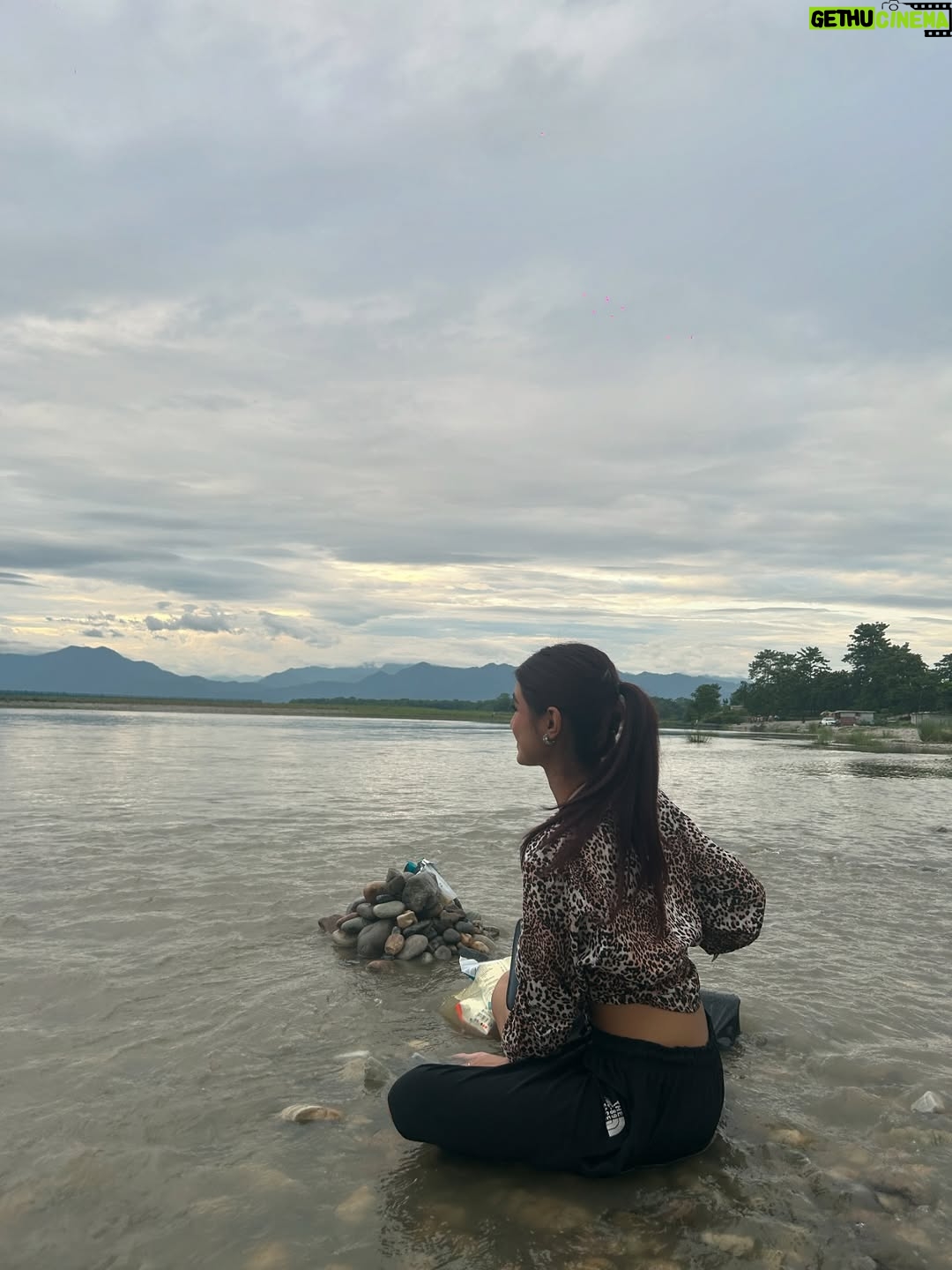 Karishmita Dass - 12K Likes - 🫵🏻

#explore #fyp #nationalpark #explorepage✨ #explorar #nature #trendy #assam