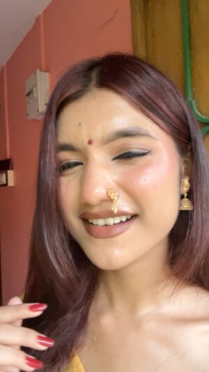 Karishmita Dass Instagram - Dekhte jabo ami tumi🫵🏻🙈🤍
#fyp #explorepage #foryoupage #likexlike #likexlike #trending #bengali #bengoli #bengolisong #assam #india #indianwoman #likeforshoutout #trendingnow #bengalisongs #followthetrend