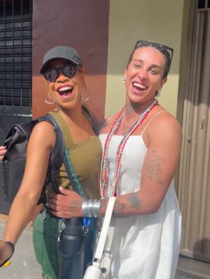 Karol Conká Instagram - Me sinto em casa 🧡