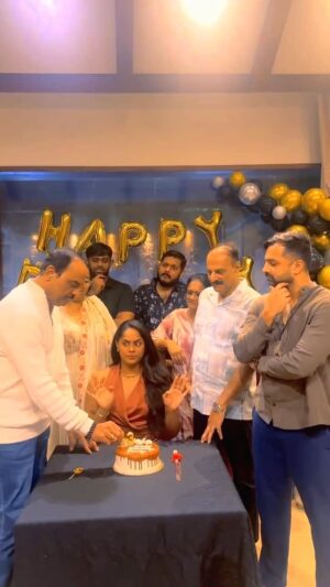 Karthika Nair Instagram - Not everyone’s an actor, but everyone played their part with so much love! 💖 From mom and dad to cousins, her husband and father-in-law — the whole family came together to make this birthday reel so special. It’s not about perfection, it’s about the love, laughter, and togetherness that made it absolutely perfect in its own way. Watching it on loop because my heart can’t handle the cuteness! 🎬💫🎉 #FamilyGoals #BirthdayLove #MadeWithLove #karthikanair #birthdaypost