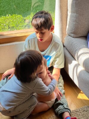 Karyme Lozano Instagram - Casa ruidosa pero feliz !! Bendecida y agradecida con mis hijos y nietas šā„ļøā„ļøā„ļø
Ustedes de que dan gracias hoy?