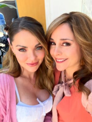 Karyme Lozano Instagram - Desde el set de @meatrevoaamarte con mi preciosa hija @mariluzbermudez1 @marianoo.soria y Mario los amo ā„ļø
Ćltimos dĆas de la novela! No se la pierdan estĆ” buenĆsimaš