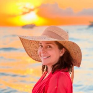 Karyme Lozano Instagram - Besos mis amores desde el bellĆsimo @visit.puertomorelos! Bendiciones a todosā„ļø
Me gustan mis fotos naturales, si jugar con la luz y Ɣngulos pero procuro no usar Photoshop en mi rostro. Para que cuando me vean en persona no se asusten jajaja
Ustedes prefieren sus fotos naturales o con Photoshop?
@yosoykarymelozano