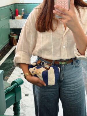 Kashish Dadhwal Instagram - casual day out 🤍
🏷️
Shirt- @hm
Jeans- @hm
Bag- @zara
Ballet flats- @twirlandtote