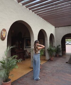 Kashish Dadhwal Instagram - 🤎