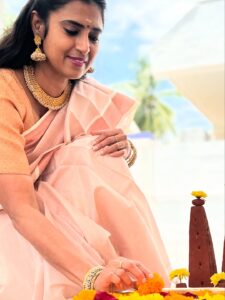 Actress Kasthuri Shankar HD Photos and Wallpapers September 2025