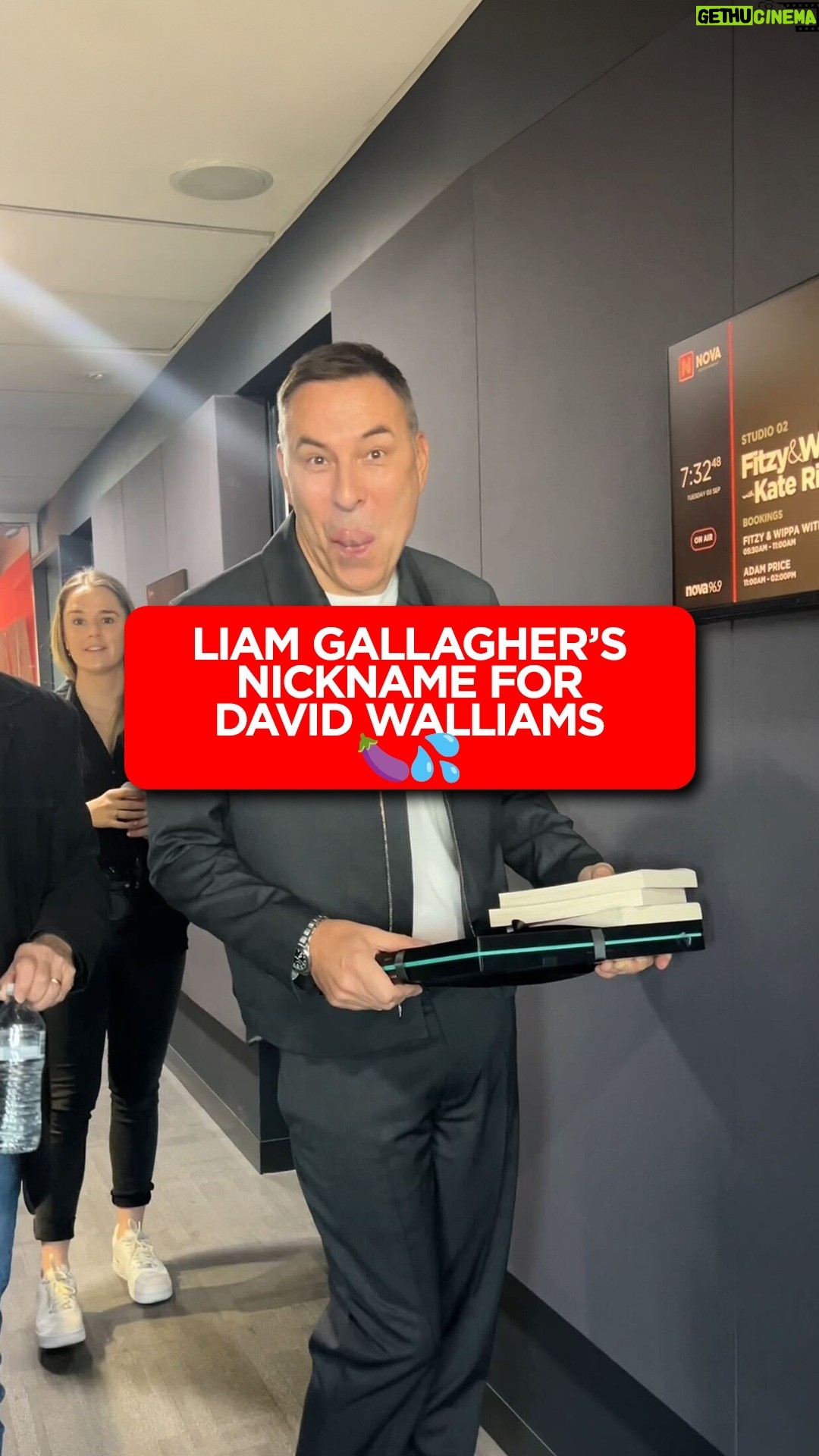 Kate Ritchie - 857 Likes - Mr 🍆💦 is in the house!!!!! @dwalliams 

#davidwalliams #liamgallagher #noelgallagher #oasis #littlebritian