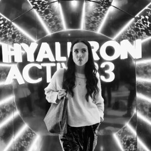 Katherine Escobar Farfan Instagram - Julio a blanco y negro
