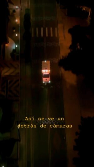 Katherine Escobar Farfan Instagram - Le dedico este video a mi papá y a mi mamá.
El día que rodamos el video de esta canción fue un lunes. Al día siguiente, un martes, mi papá tuvo un accidente que en consecuencia tuvo 3 intervenciones quirúrgicas para regresarlo a su normalidad en varias funciones naturales. En medio de la angustia, la impotencia, la ansiedad, el miedo que se siente ver a una persona que se ama tanto sufrir, le preguntaba a Dios que mensaje tenía para mí que me sustentara en ese tiempo… así como a la mujer de esta historia Dios la rescata de la muerte, la soledad, el suicidio, verse rendida, de sus recuerdos dolorosos, así lo haría y lo hizo Dios también con mi papá y con su compañera eterna de batallas mi madre hermosa.
Que por medio de este video Dios traiga consuelo y sanidad para ti que lo estás viendo como en su momento lo hizo y hace hasta el día de hoy en mi.
Video completo: Te Busqué @youtube
Voz: @mariannahydiego
Video: @zorrocreativofilms
Producción: @christianmydia