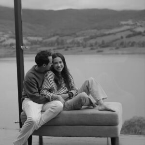 Katherine Escobar Farfan Instagram - Cumpliendo un sueño como familia desde este lugar