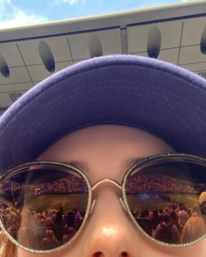 Katherine Langford Instagram - came out of introvert summer for @wimbledon 🍓🍓