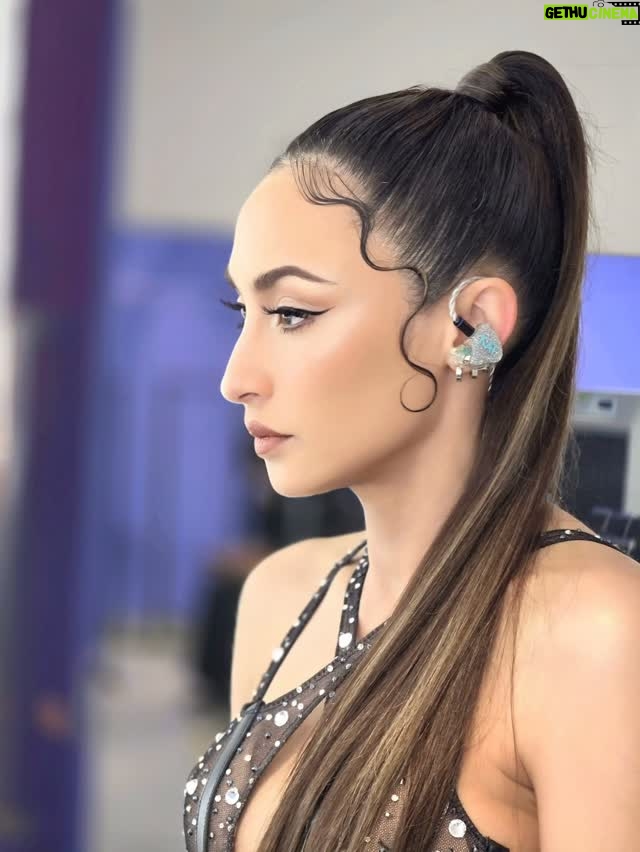 Katreeya English - 1.9K Likes - แวะมาเติมเชื้อเพลิงให้กับน้องๆ บนเวที THE GLOBAL GAMES 🔥🔥 ร้อนฉ่าแบบสุดๆ ❤️‍🔥🔥❤️ Hair&Makeup: @bonnydream , Stylist: @prom_92 🥰 #TPNGLOBAL #THEGLOBALGAMES
#MisterGlobalThailand2025 #MissGlobalThailand2026