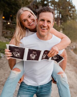 Katrin Tanja Davidsdottir Instagram - Our greatest blessing 🤍🫶🏼✨ Baby Laich coming this fall. Mom & Dad can’t wait to meet you, our little one!!!!!!