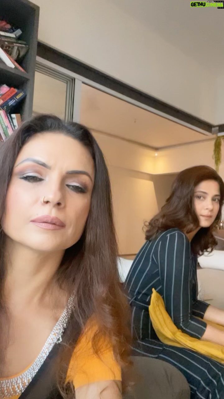 Kavita Ghai - 118K Likes - Missed you today Jenna… 🌟
.
.
@jenniferwinget1 

#christmas #christmastime #funnyvideos #funnymemes #funn