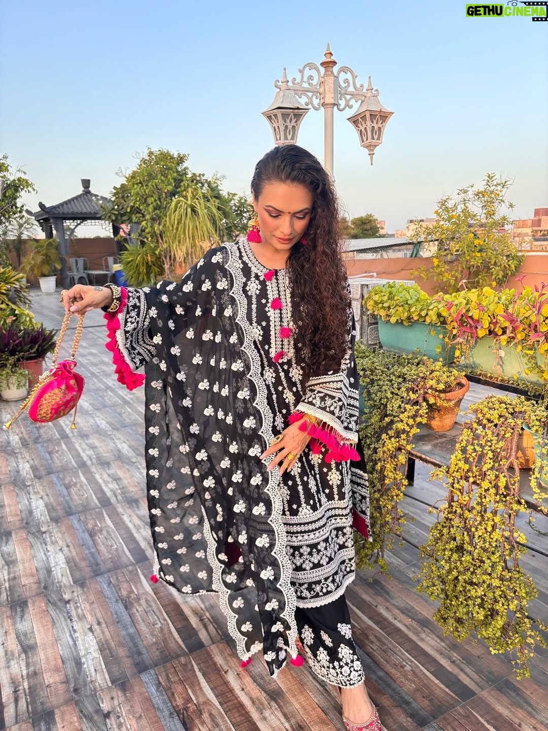 Kavita Ghai - 3 Likes - Festive season starts strong with my favourite @shopmulmul ♥️✨