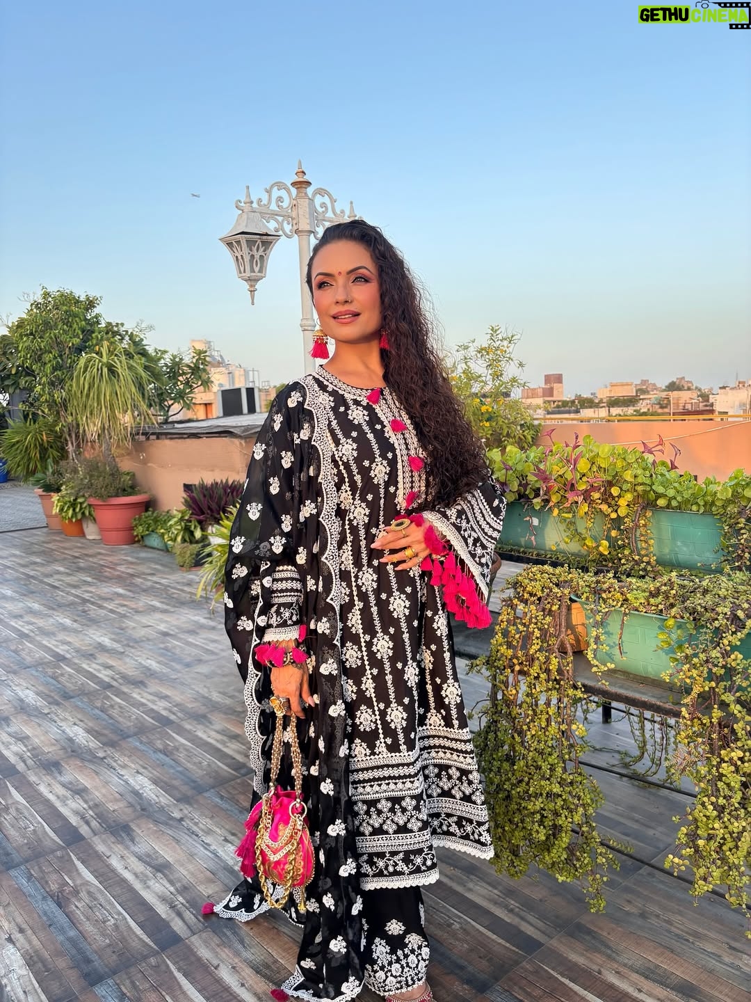 Kavita Ghai - 3 Likes - Festive season starts strong with my favourite @shopmulmul ♥️✨
