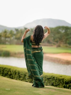 Kavya Shetty Instagram - 💚✨

Click @umesh__photography___ 
MakeUp & Hair @kanaka_gowda 
Jewellery @arnav_jewellery 
Location @jwmarriottblrgolfshire