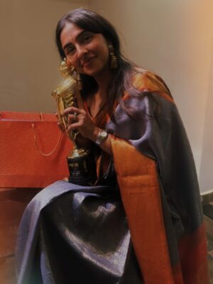 Kavya Sriram Instagram - BEYOND GRATEFUL ✨

Thank you @cinemavikatan  for this prestigious acknowledgement. It means the world ✨

Thank you for the faith and trust @dhanushkraja Sir,
For the constant support @thatswatitis and for this incredible opportunity @sathyajyothifilms 🤍

Wouldn’t have been able to do it without my team
@by_sarana @nagu_nithiya . Thank you so much guys 🤍

#first #costumedesign #captainmiller #bestcostumedesigner #2024