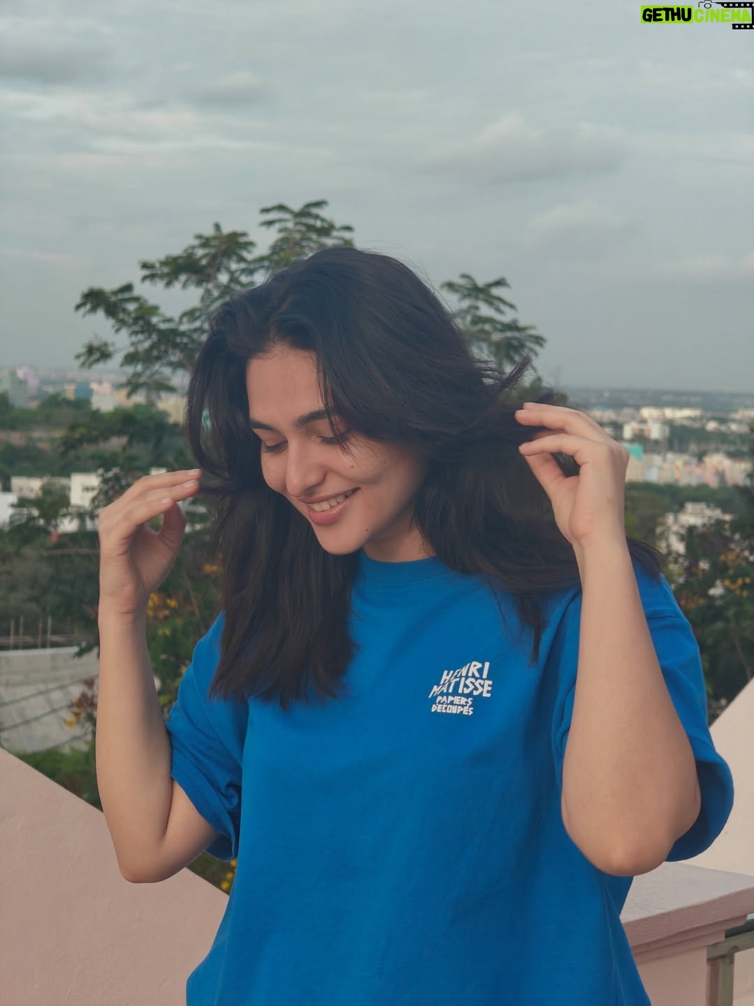 Kayadu Lohar - 807K Likes - me playing with my hair is a whole genre 🐥✨