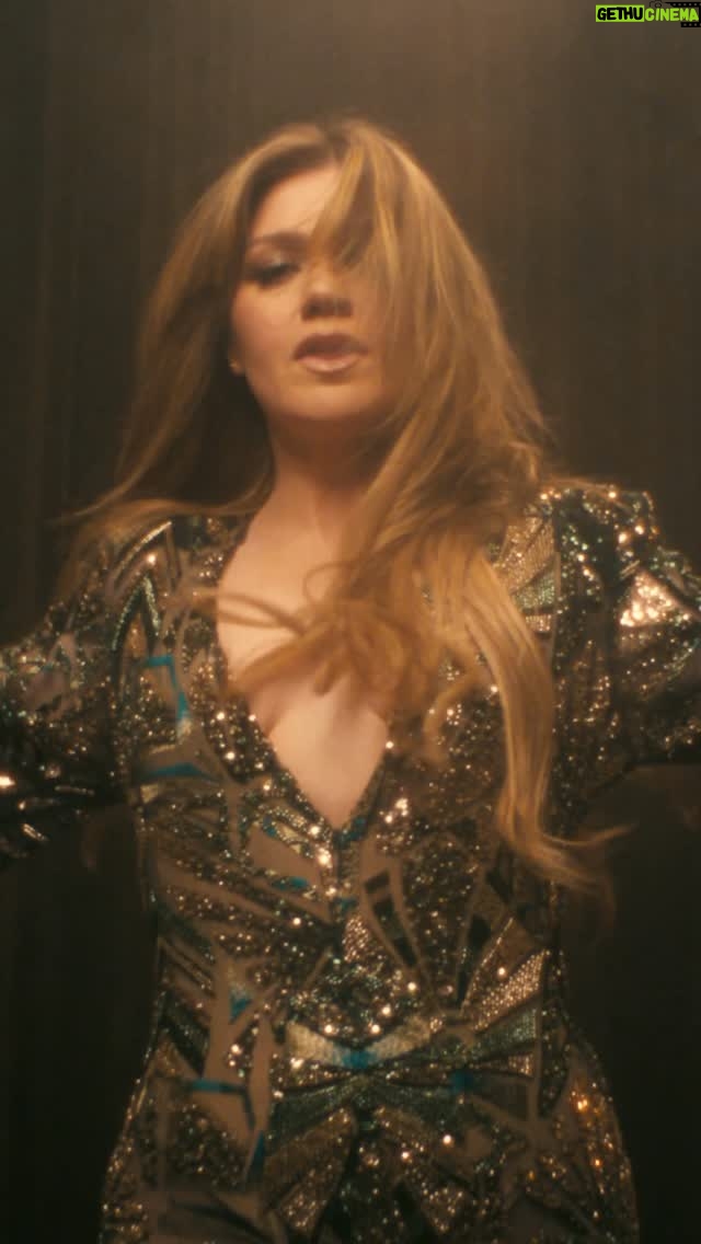 Kelly Clarkson - 80.4K Likes - The music video for Where Have You Been is out! I hope you enjoy the video as much as we enjoyed creating it! Watch the full video at link in bio. #WhereHaveYouBeen