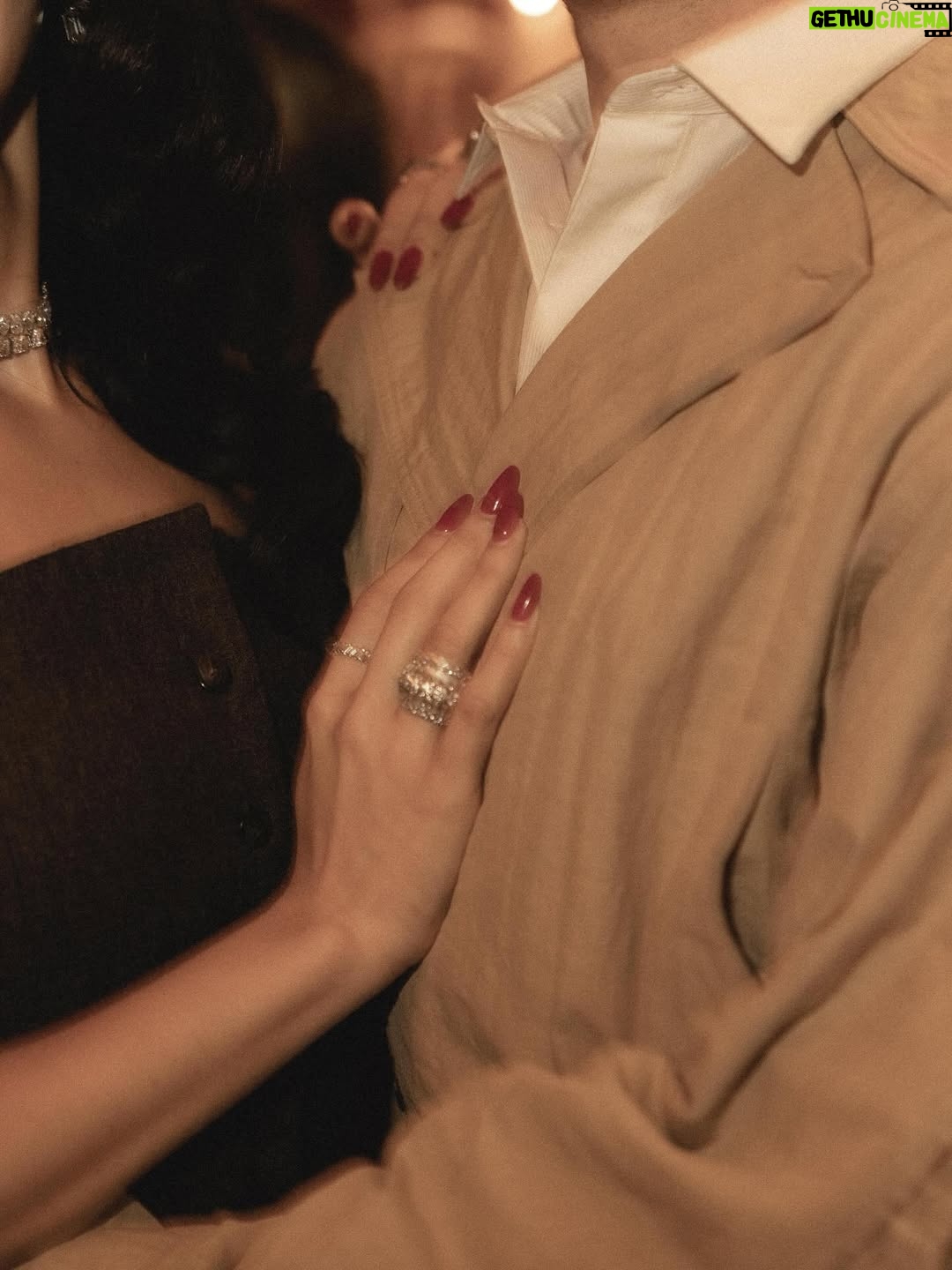 Kenia Os - 2.6 Million Likes - @willychavarria 🌹