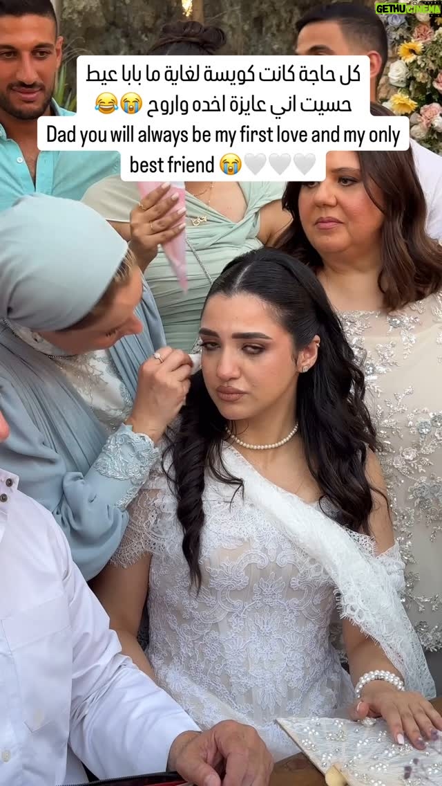 Kenzy Madbouly - 455.6K Likes - That moment literally broke my heart 🥺 
ربنا يخليك ليا يا حبيبي ويديك الصحة ومايحرمنيش منك ابداً❤️