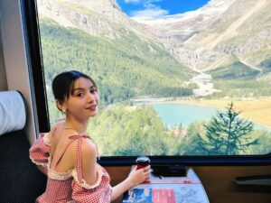 Actress Khin Wint Wah HD Photos and Wallpapers August 2025